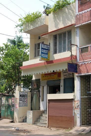 Maruti Guest House Varanasi Luaran gambar